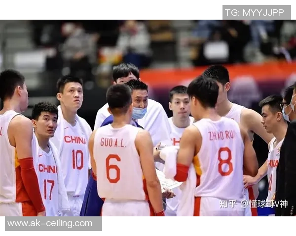 上海篮球队在世界杯预选赛中的团队协作表现分析与点评